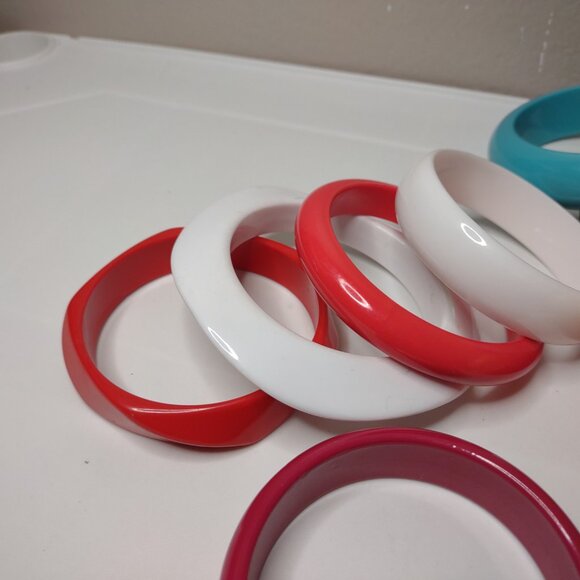 Lot Of 16 Vintage Plastic Bangles Variety Bracelet Lot Assorted Bracelet Bundle - Picture 11 of 14